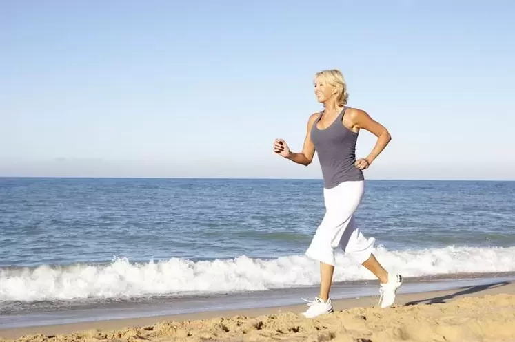 A woman of running age for weight loss and heart-healthy activity