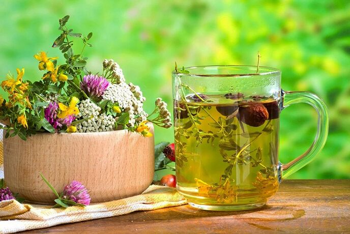 During the kefir fasting day, you need to drink herbal tea